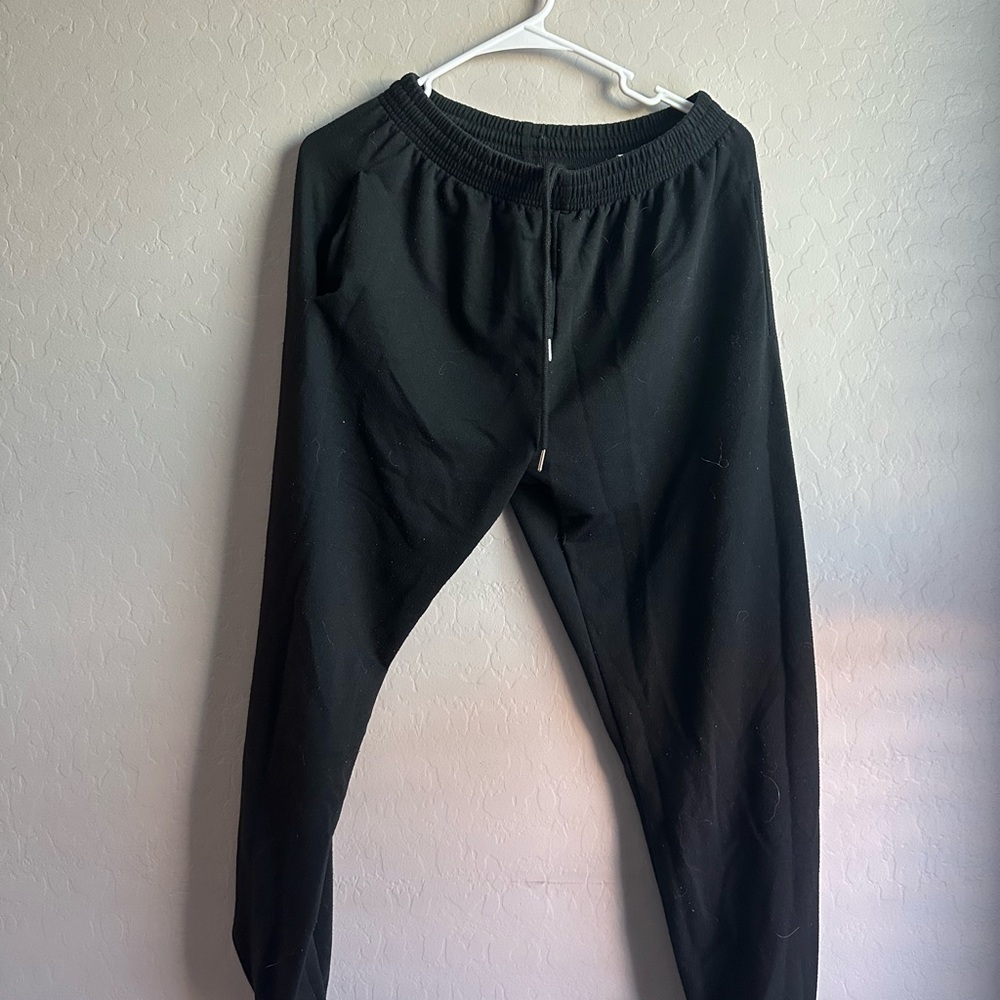 Woman’s Black Pants